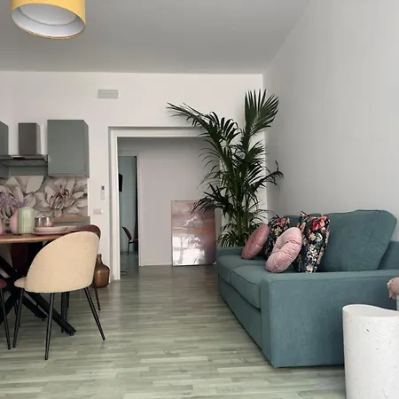 Cocciu D'amuri A Casa *