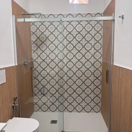 Cocciu D'amuri A Casa *